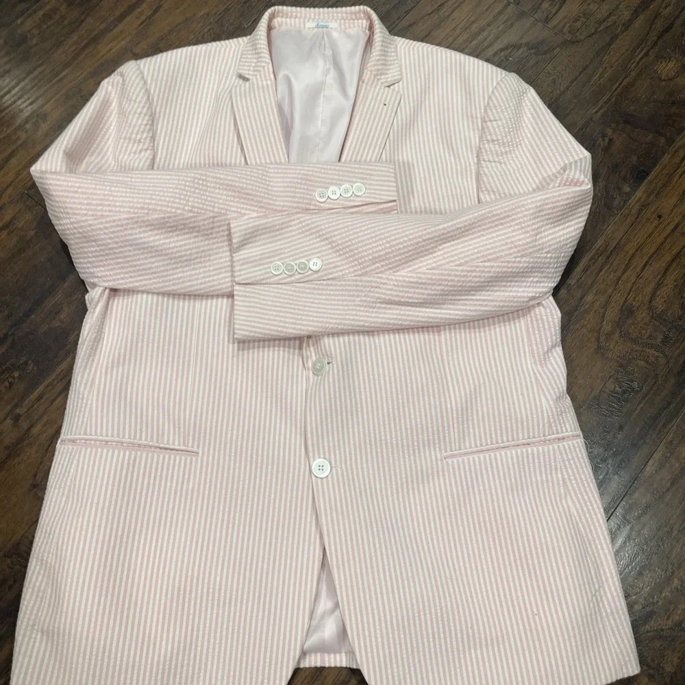 Ferrecci Seersucker Suit Double Vent 2pc Mens 46R W40 Pink Striped Classic